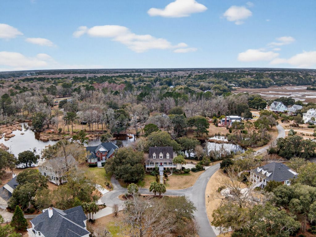 Image 37 of property listing at 3983 Gift Boulevard, Johns Island, SC 29455