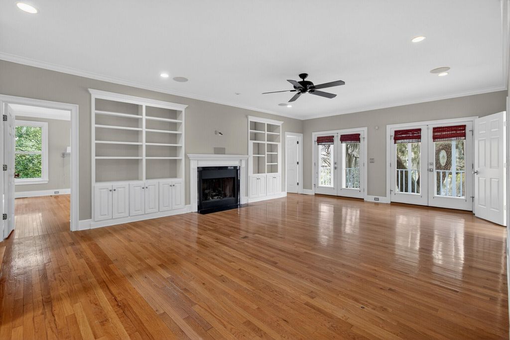 Image 4 of property listing at 3983 Gift Boulevard, Johns Island, SC 29455