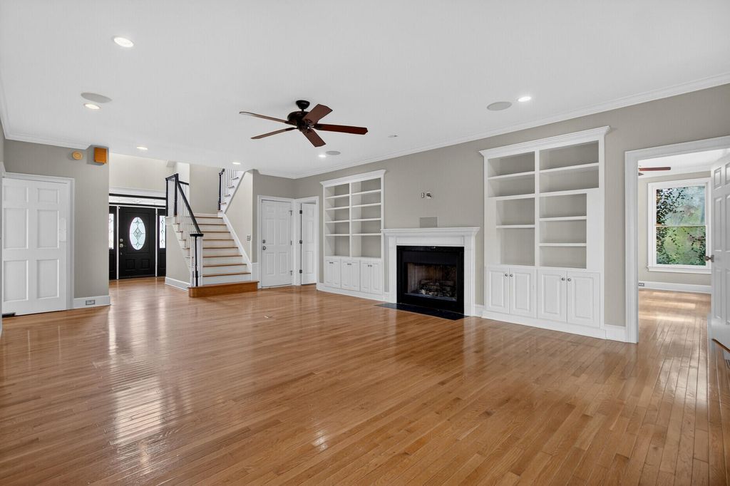 Image 6 of property listing at 3983 Gift Boulevard, Johns Island, SC 29455