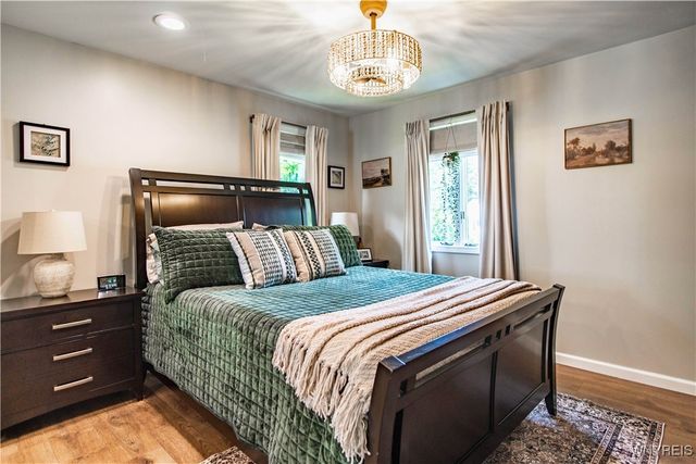 25 Parkside Drive, Lancaster, NY 14086