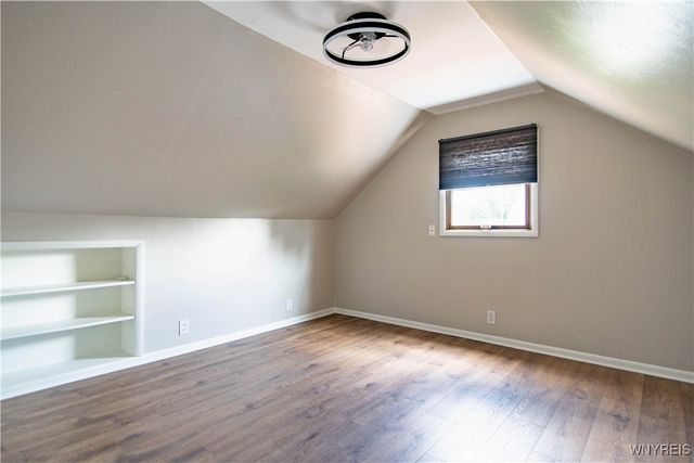 25 Parkside Drive, Lancaster, NY 14086