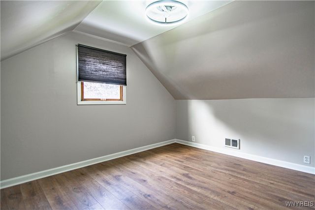 25 Parkside Drive, Lancaster, NY 14086