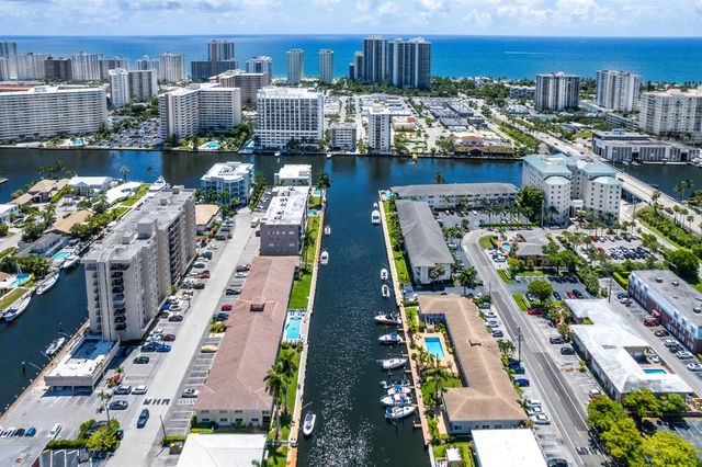 2881 NE 32ND Street 220, Fort Lauderdale, FL 33306