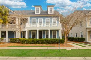 2380 Kings Gate Lane Unit 204, Mount Pleasant, SC 29466