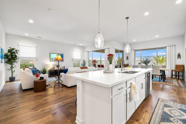 84 Prosecco, Rancho Mirage, CA 92270