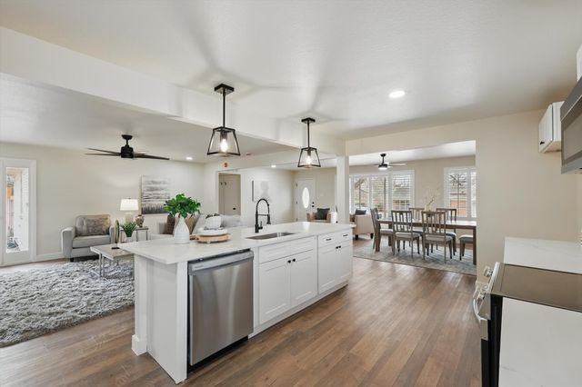 1007 Carroll Drive, Garland, TX 75041