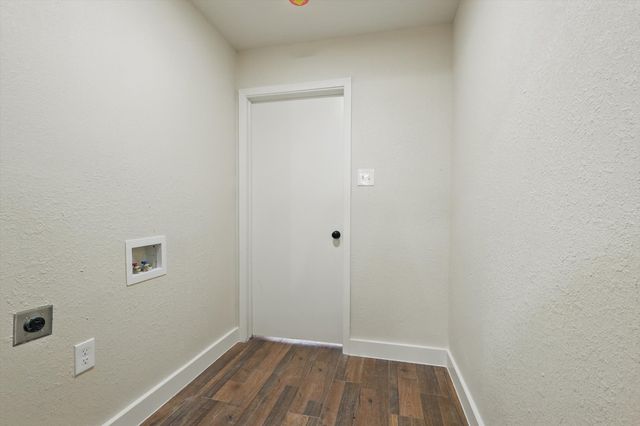 1007 Carroll Drive, Garland, TX 75041