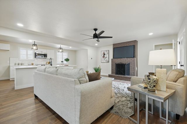 1007 Carroll Drive, Garland, TX 75041