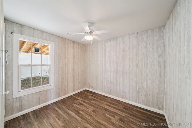 320 N Hogan Street, Pryor, OK 74361