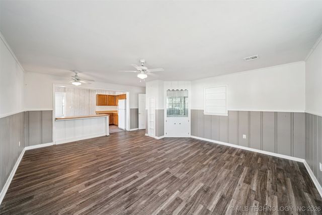 320 N Hogan Street, Pryor, OK 74361