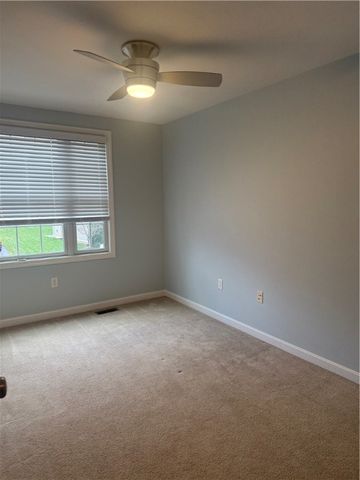 305 Garden Ct, Richland, PA 15044