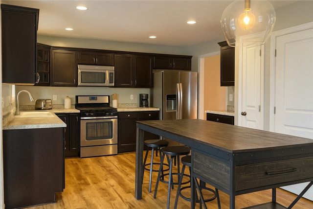 305 Garden Ct, Richland, PA 15044