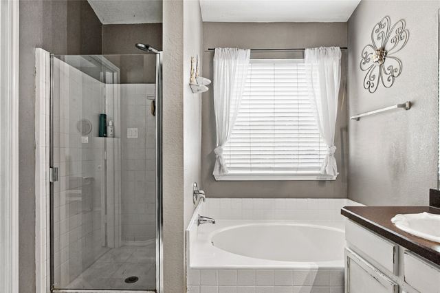 1709 White Mountain Way, Princeton, TX 75407