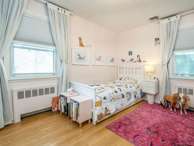 7 Cedar Lane, Glen Head, NY 11545
