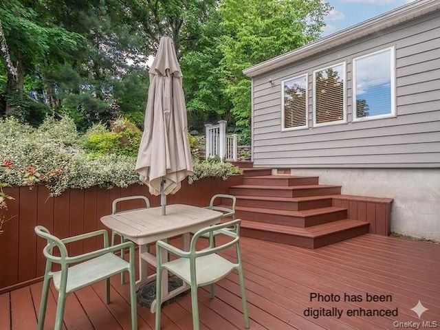 7 Cedar Lane, Glen Head, NY 11545