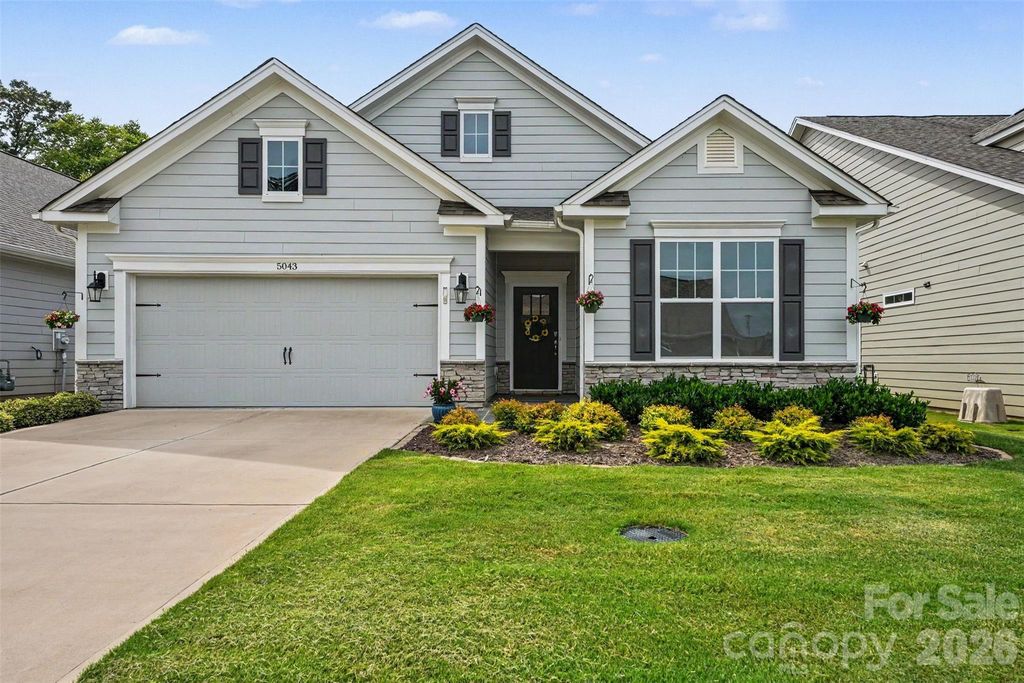 5043 Antebellum Drive, Iron Station, NC 28080