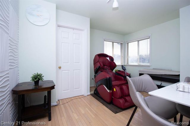 2004 Twin Sun Circle, Commerce Twp, MI 48390