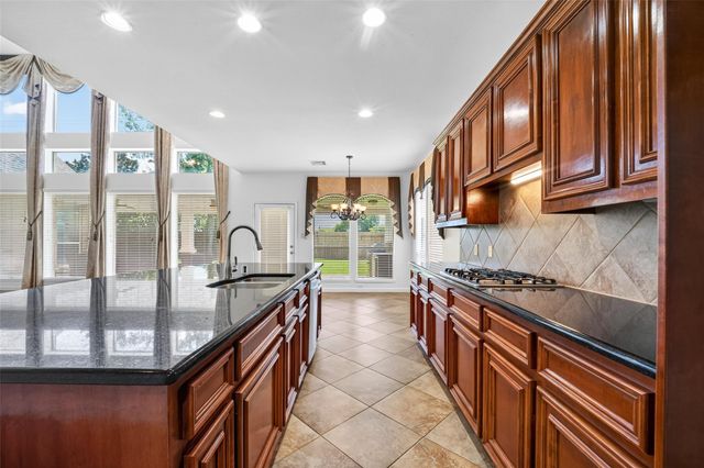 9211 Cold Hollow Lane, Missouri City, TX 77459