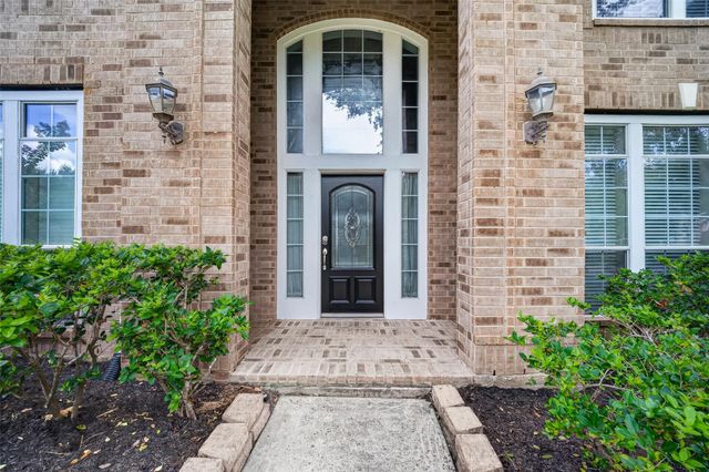 9211 Cold Hollow Lane, Missouri City, TX 77459