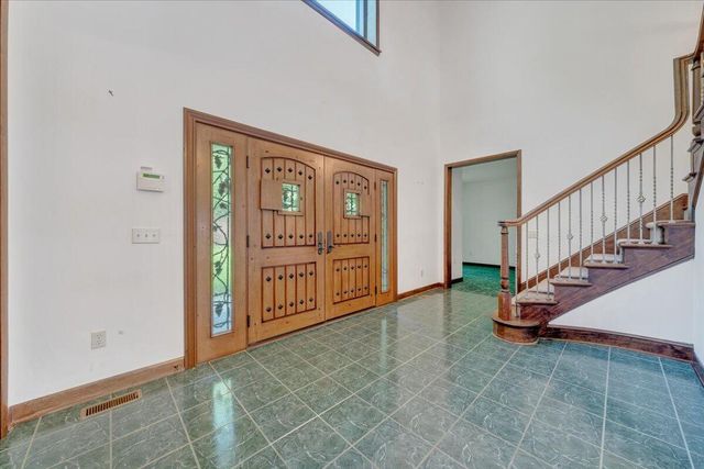 723 Fox Chase RD, Wirtz, VA 24184