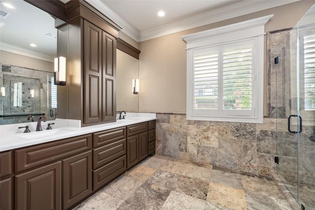 1123 Du Barry Lane, Houston, TX 77018