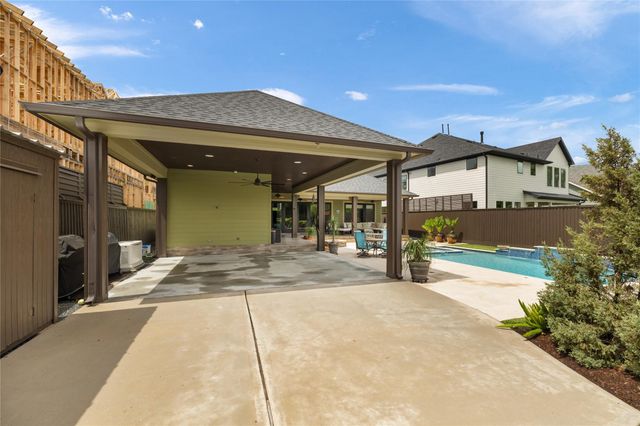 1123 Du Barry Lane, Houston, TX 77018