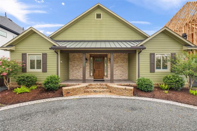 1123 Du Barry Lane, Houston, TX 77018