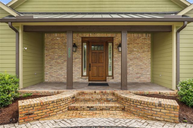 1123 Du Barry Lane, Houston, TX 77018