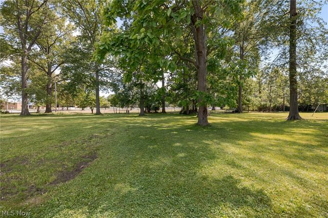 5203 Snow Road, Parma, OH 44134