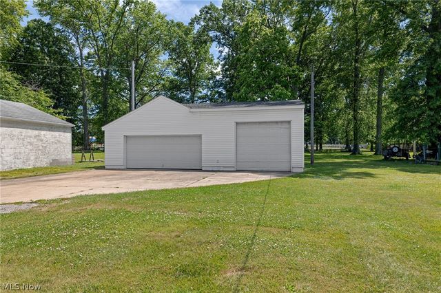 5203 Snow Road, Parma, OH 44134