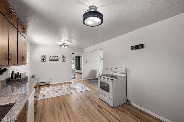 5203 Snow Road, Parma, OH 44134