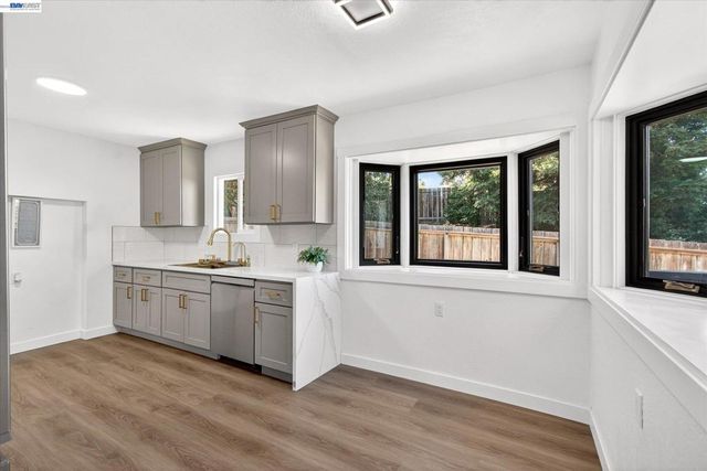 3280 Ohlone Way, Hayward, CA 94541