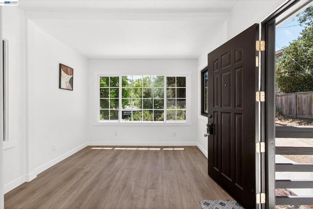 3280 Ohlone Way, Hayward, CA 94541