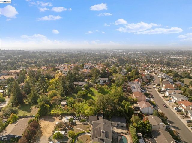 3280 Ohlone Way, Hayward, CA 94541
