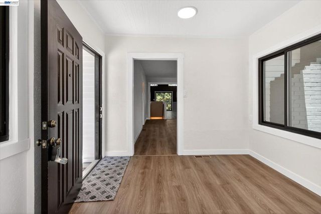 3280 Ohlone Way, Hayward, CA 94541