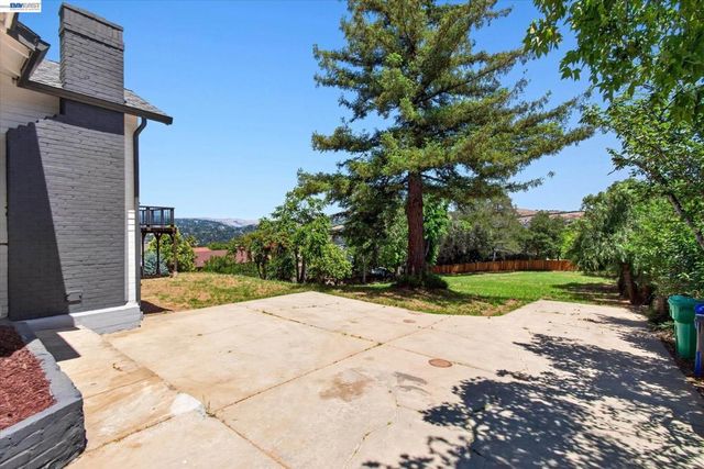3280 Ohlone Way, Hayward, CA 94541