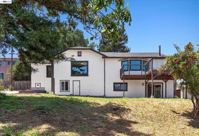 3280 Ohlone Way, Hayward, CA 94541