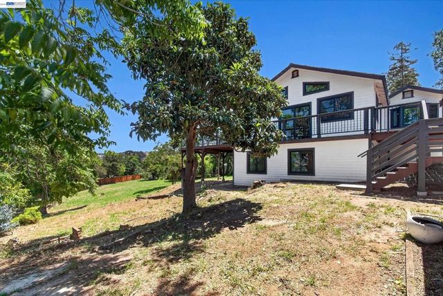 3280 Ohlone Way, Hayward, CA 94541