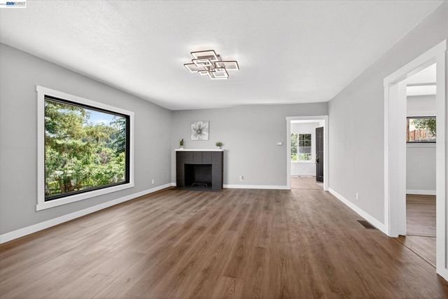 3280 Ohlone Way, Hayward, CA 94541