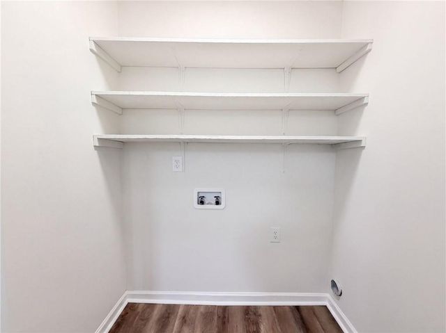 467 Oak Way, Lawrenceville, GA 30046
