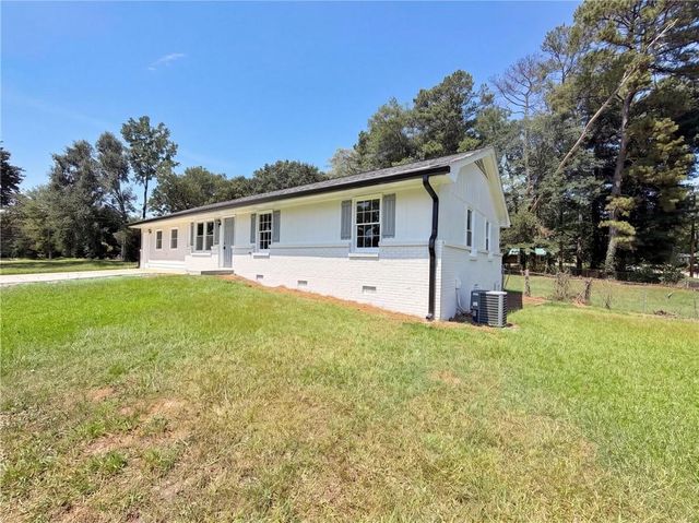 467 Oak Way, Lawrenceville, GA 30046