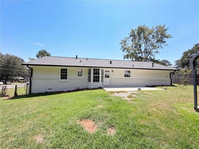 467 Oak Way, Lawrenceville, GA 30046