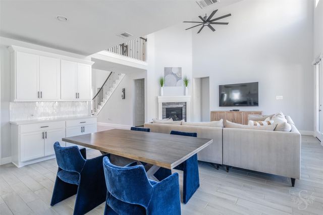 5722 Logan Ridge Lane, Fulshear, TX 77441