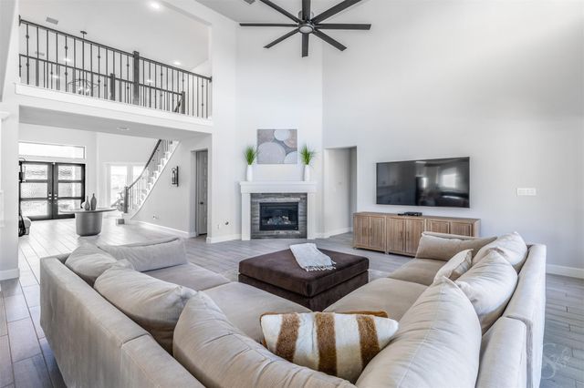 5722 Logan Ridge Lane, Fulshear, TX 77441