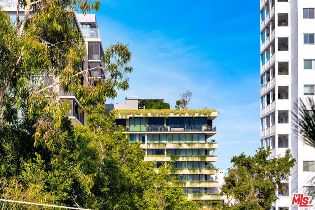 1033 Carol Drive 305, West Hollywood, CA 90069