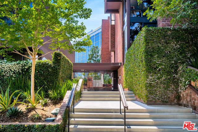 1033 Carol Drive 305, West Hollywood, CA 90069