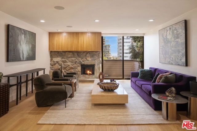 1033 Carol Drive 305, West Hollywood, CA 90069