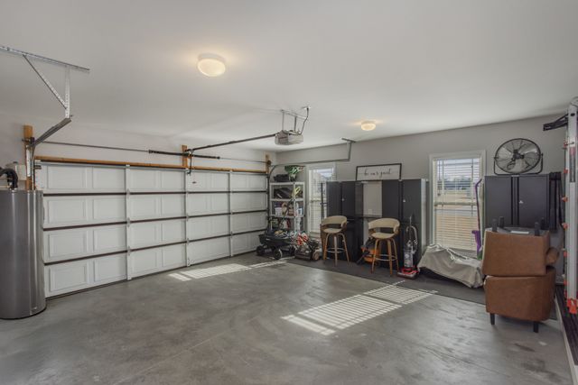 221 Waldron View Dr, Murfreesboro, TN 37130