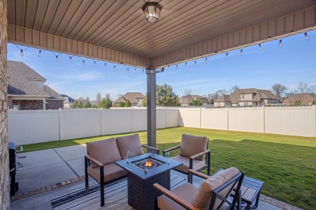 221 Waldron View Dr, Murfreesboro, TN 37130