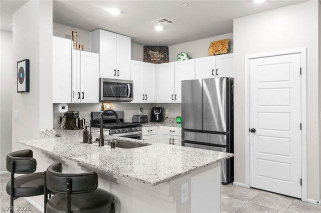 7489 Onyx Star Street, North Las Vegas, NV 89084